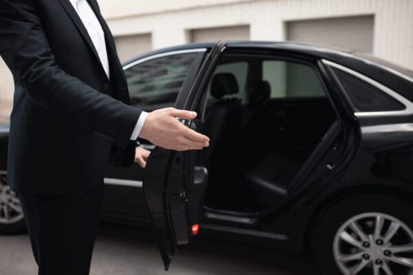 chicago point to point limo service- vip treatment